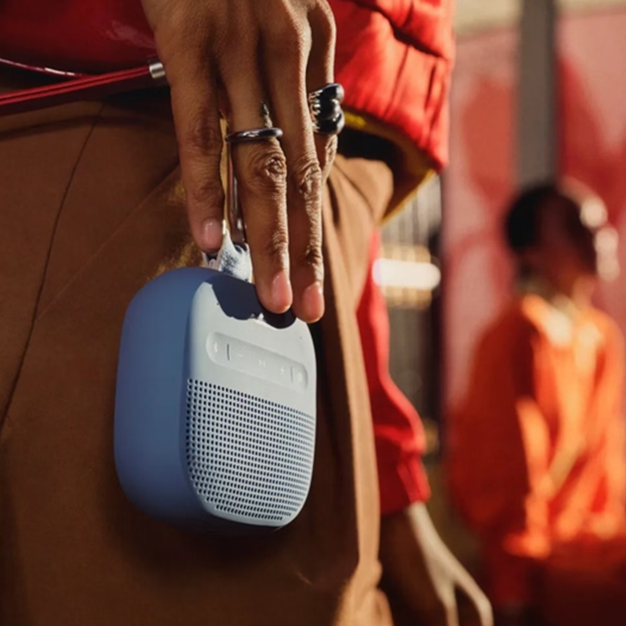 Compact Clip-On Wireless Outdoor Audio Speaker, Palm-Sized Long Playback Portable Bluetooth Sound Device With Multi-Color Options